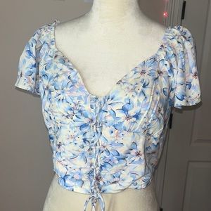 blue flower print top !!